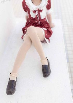 丰满人妇精油按摩