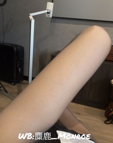 处女朱莉